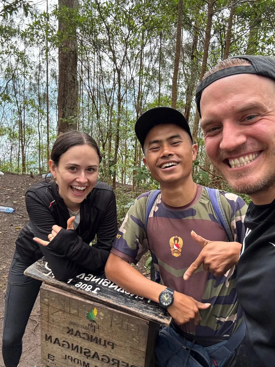 Mount Rinjani trekking with local guides