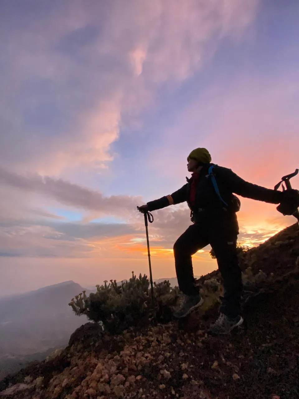 Rinjani Trekking 2D1N via Sembalun