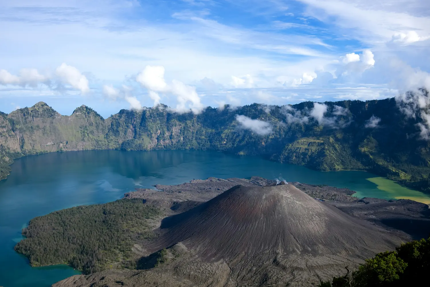 Mount Rinjani summit landscape